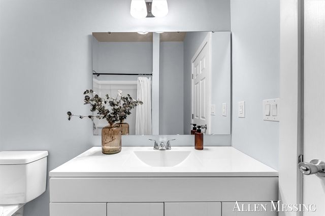 3708 Pine Lane, Saranac, MI 48881