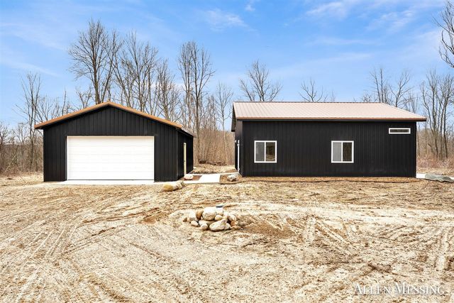 3708 Pine Lane, Saranac, MI 48881
