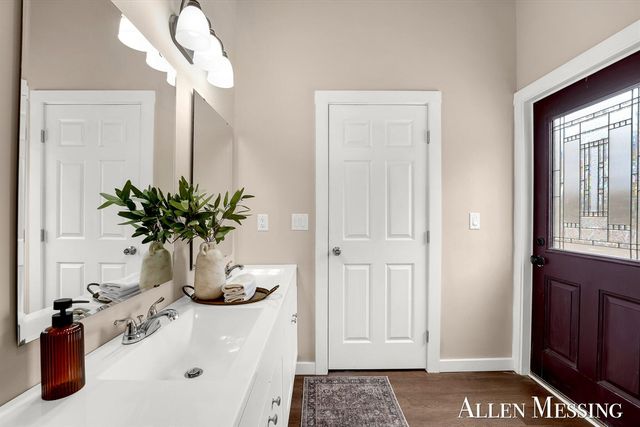 3708 Pine Lane, Saranac, MI 48881