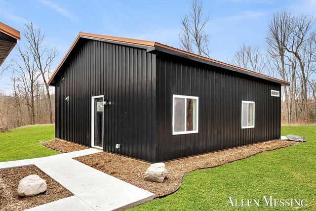 3708 Pine Lane, Saranac, MI 48881