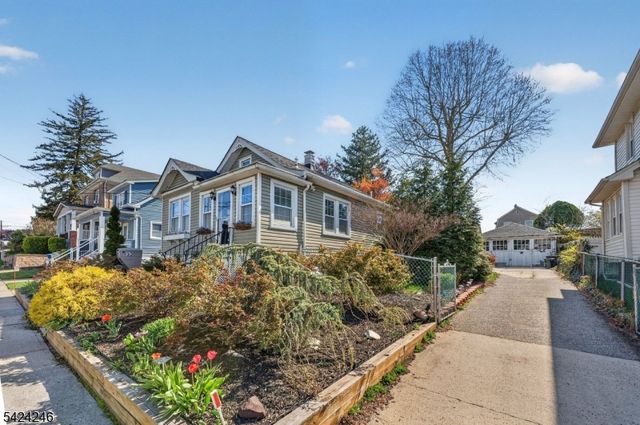 30 Paul St, Woodbridge Twp., NJ 08863