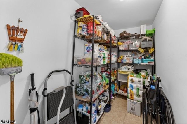 30 Paul St, Woodbridge Twp., NJ 08863