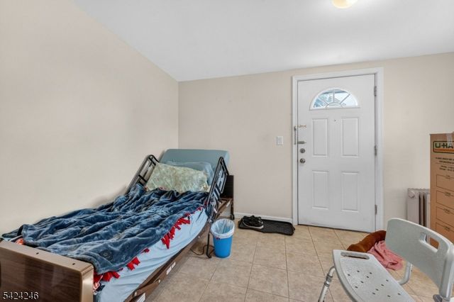 30 Paul St, Woodbridge Twp., NJ 08863