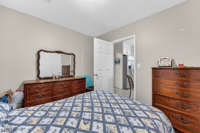 30 Paul St, Woodbridge Twp., NJ 08863