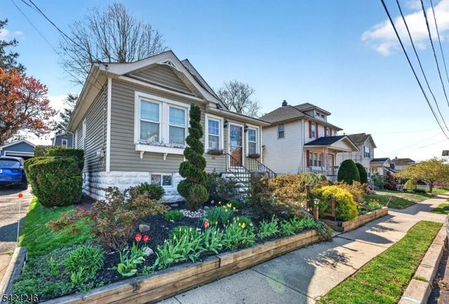 30 Paul St, Woodbridge Twp., NJ 08863