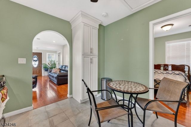 30 Paul St, Woodbridge Twp., NJ 08863