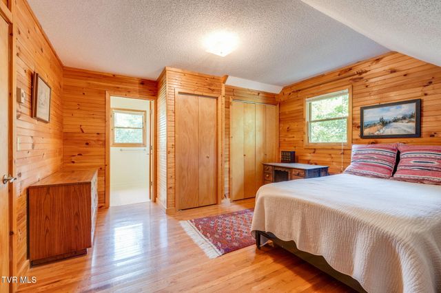 104 Maple Brook Lane, Roan Mountain, TN 37687