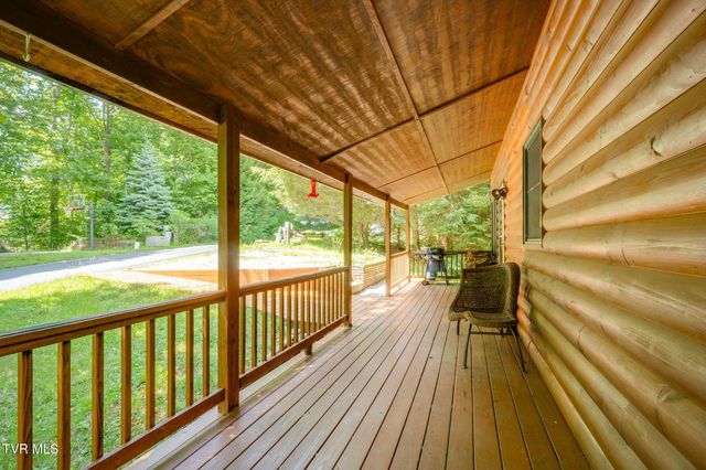 104 Maple Brook Lane, Roan Mountain, TN 37687
