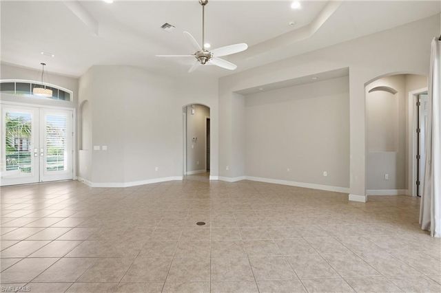 5672 Whispering Willow WAY, Fort Myers, FL 33908