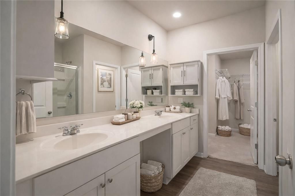 Image 6 of property listing at 337 Amsterdam Way, Hampton, GA 30228