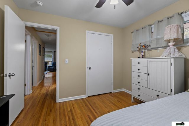 623 Lyncrest Drive, Lincoln, NE 68510