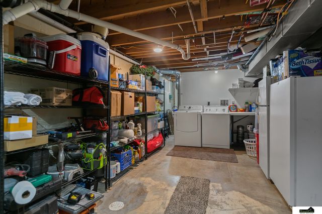623 Lyncrest Drive, Lincoln, NE 68510