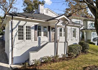 2044 Fairhaven Circle, Atlanta, GA 30305