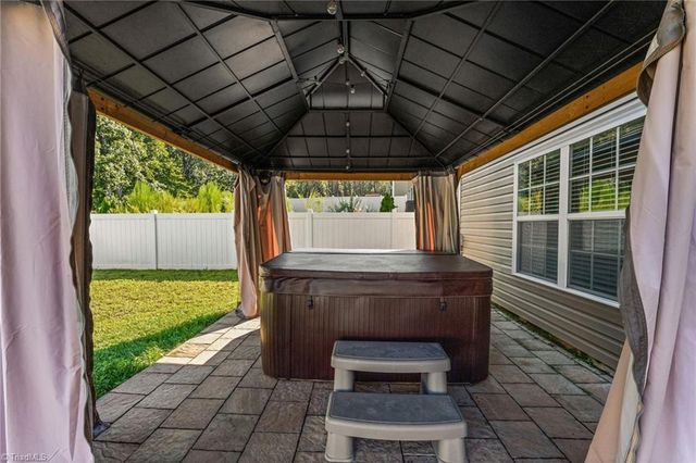 6777 Capstone Court, Rural Hall, NC 27045