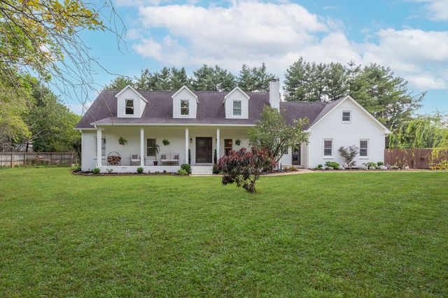 1181 Allen Rd, Murfreesboro, TN 37129