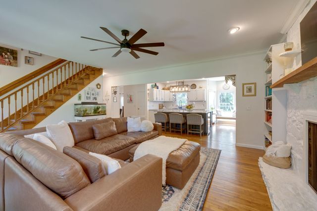 1181 Allen Rd, Murfreesboro, TN 37129