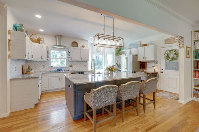 1181 Allen Rd, Murfreesboro, TN 37129