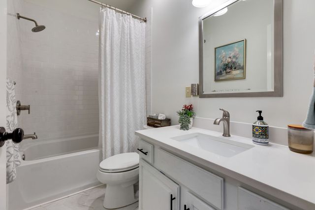 1181 Allen Rd, Murfreesboro, TN 37129