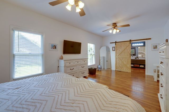 1181 Allen Rd, Murfreesboro, TN 37129