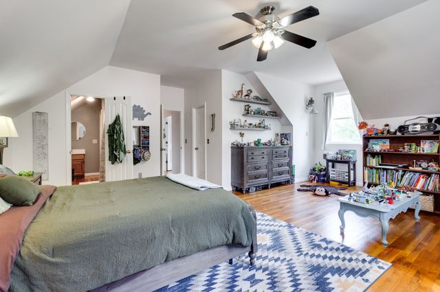 1181 Allen Rd, Murfreesboro, TN 37129