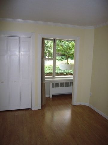 145 Pinckney Street 124, Boston, MA 02114