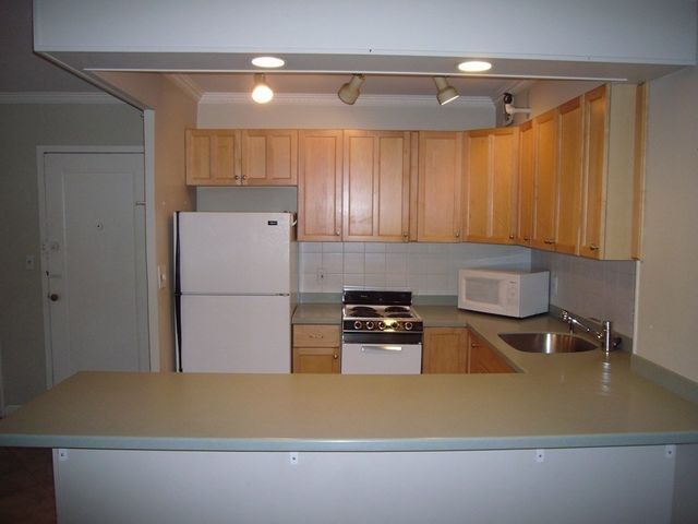 145 Pinckney Street 124, Boston, MA 02114