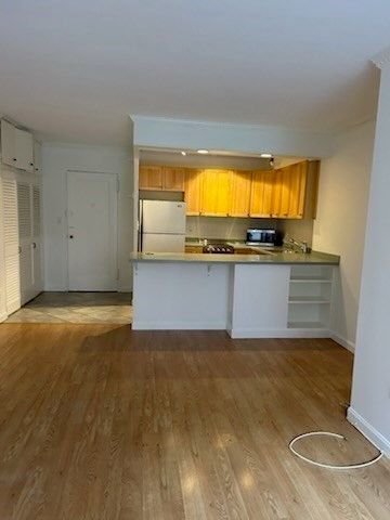 145 Pinckney Street 124, Boston, MA 02114