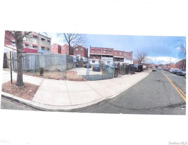Sexton Place, Bronx, NY 10469