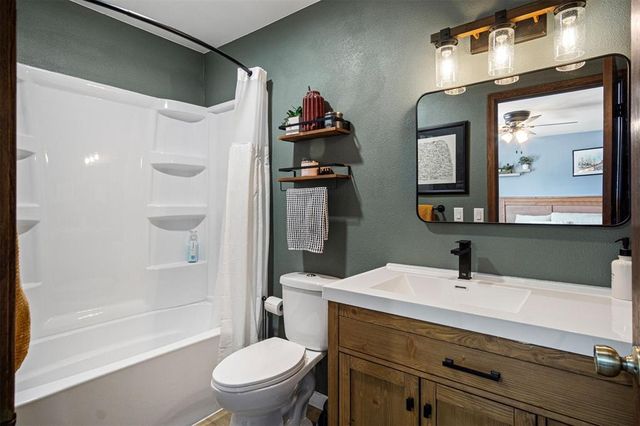 2125 Providence Court, Eau Claire, WI 54703