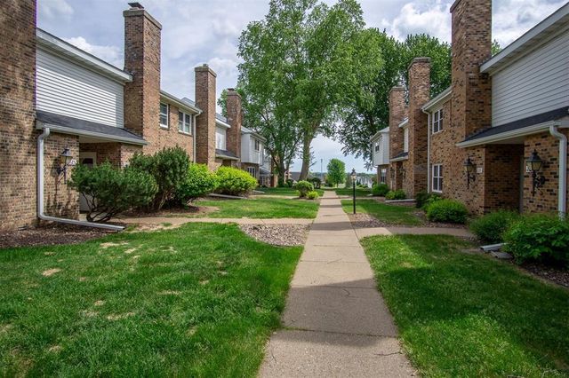 2125 Providence Court, Eau Claire, WI 54703