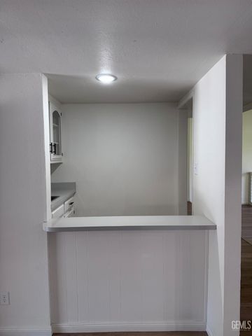 4107 Pinewood Lake Drive, Bakersfield, CA 93309