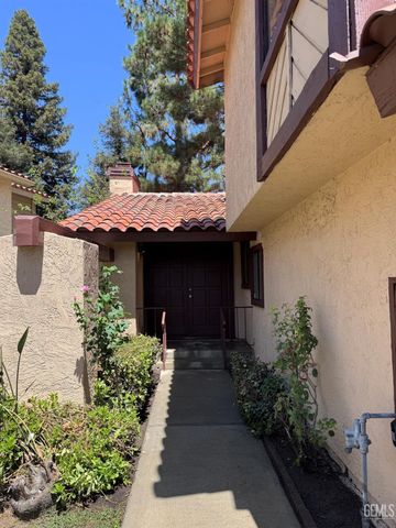 4107 Pinewood Lake Drive, Bakersfield, CA 93309