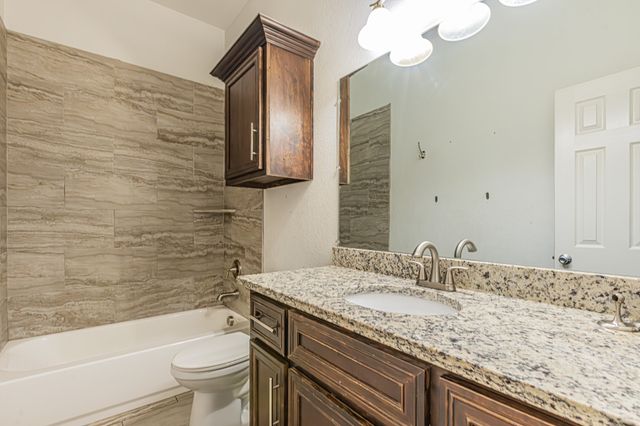 4927 Mexicana Road, Dallas, TX 75212