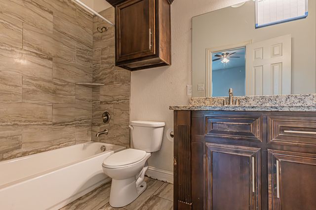 4927 Mexicana Road, Dallas, TX 75212