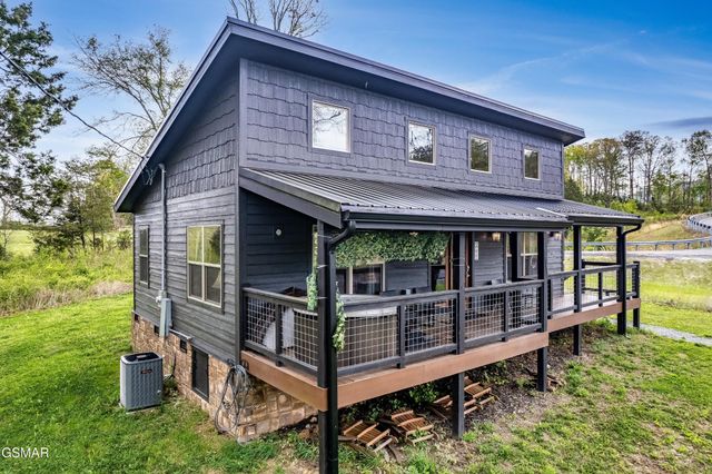 3412 Worth Road, Sevierville, TN 37876