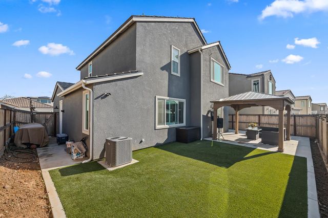 4342 Oak Knoll Road, Madera, CA 93636