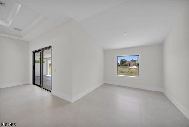 1213 NW 25th PL, Cape Coral, FL 33993