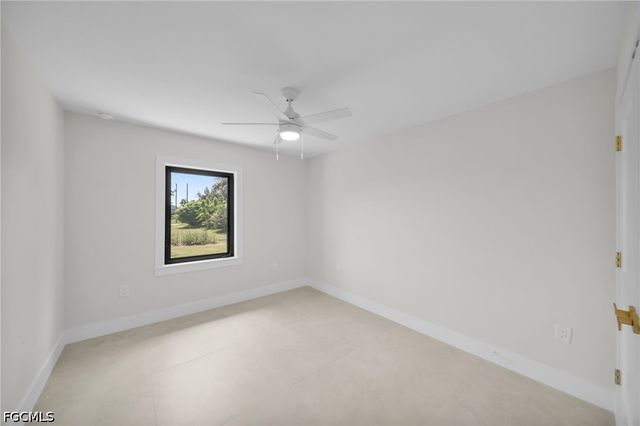 1213 NW 25th PL, Cape Coral, FL 33993