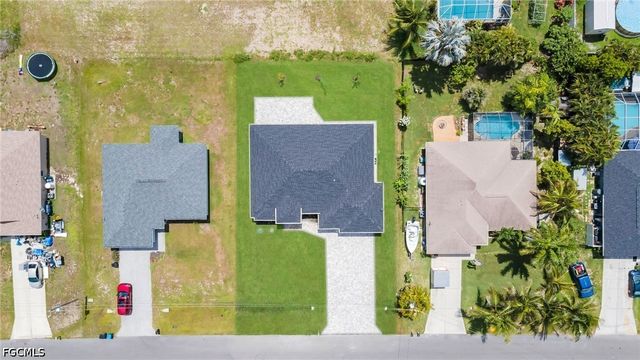 1213 NW 25th PL, Cape Coral, FL 33993