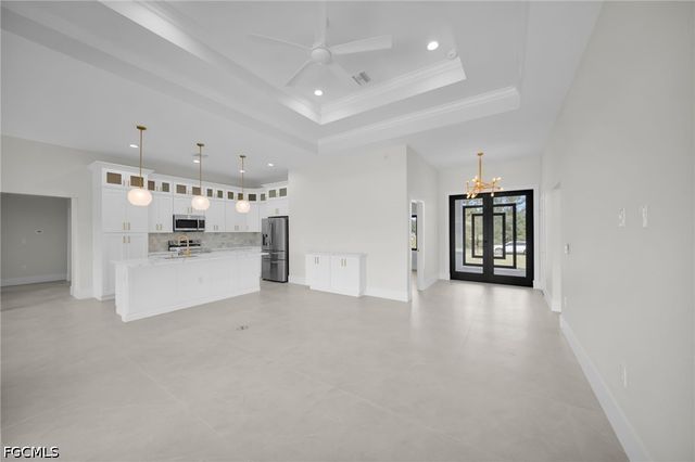 1213 NW 25th PL, Cape Coral, FL 33993