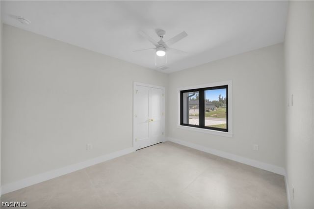 1213 NW 25th PL, Cape Coral, FL 33993
