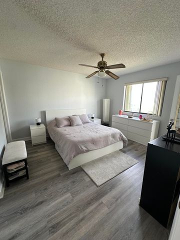 3138 Via Poinciana 317, Lake Worth, FL 33467