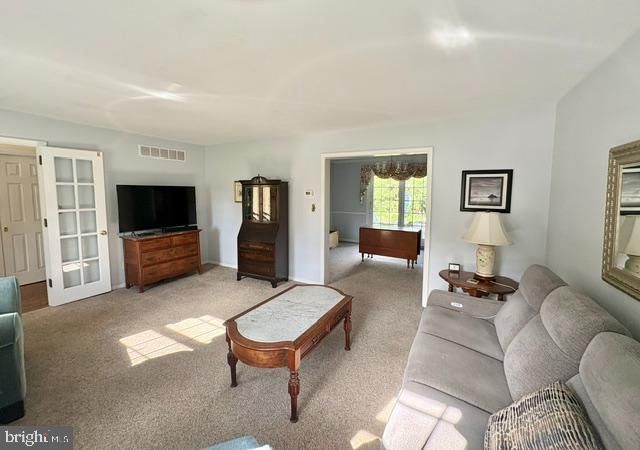 24 WRANGLER RD, Newark, DE 19711