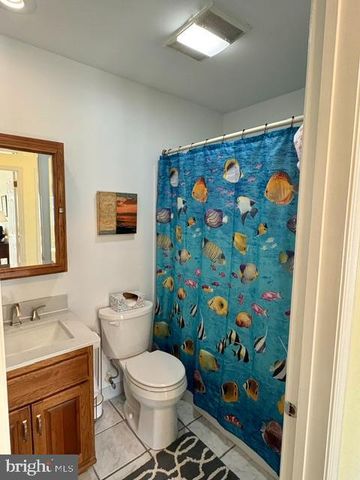 24 WRANGLER RD, Newark, DE 19711