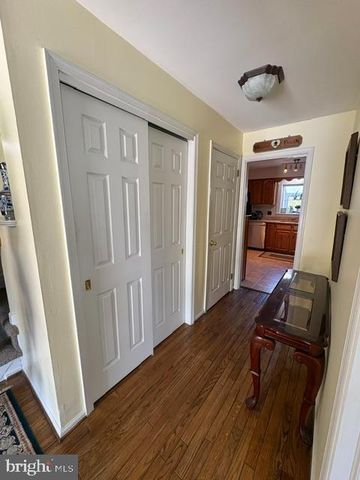 24 WRANGLER RD, Newark, DE 19711