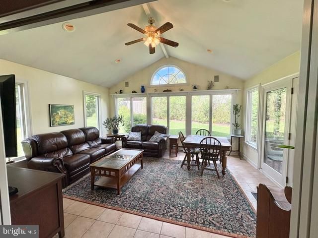 24 WRANGLER RD, Newark, DE 19711