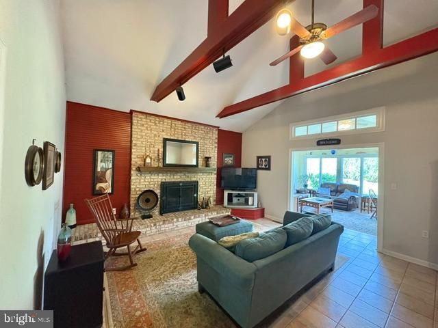 24 WRANGLER RD, Newark, DE 19711