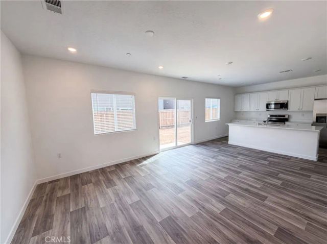 4472 Bellaire, Clovis, CA 93619