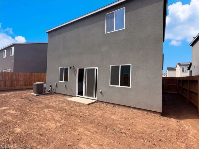 4472 Bellaire, Clovis, CA 93619