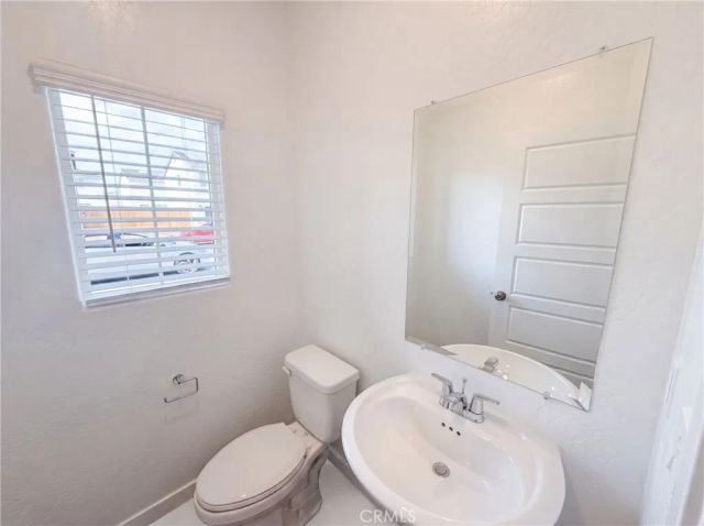 4472 Bellaire, Clovis, CA 93619